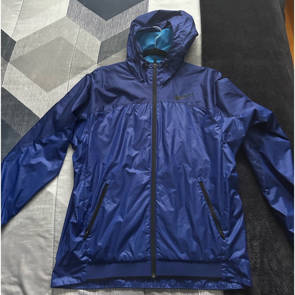 nike sweater
